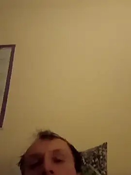 2Pietro3 online show from December 13, 2025, 11:54 pm