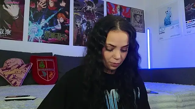 Snapshot of KiraQuinn1 chatting on October 6, 2025, 2:36 pm KiraQuinn1 online show from October 6, 2025, 2:36 pm