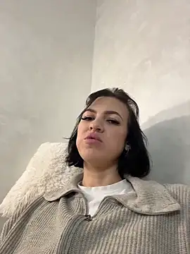 Snapshot of EmmaStarkk chatting on November 8, 2025, 12:16 pm EmmaStarkk online show from November 8, 2025, 12:16 pm