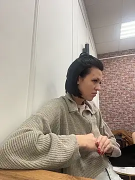 Snapshot of EmmaStarkk chatting on November 14, 2025, 3:38 am EmmaStarkk online show from November 14, 2025, 3:38 am