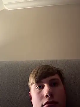 Sammyboy2211 online show from March 13, 2026, 7:53 pm