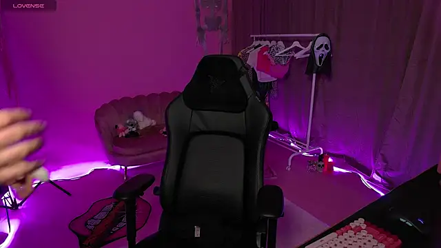 Snapshot of kaylaxsweet chatting on November 5, 2025, 8:31 pm kaylaxsweet online show from November 5, 2025, 8:31 pm