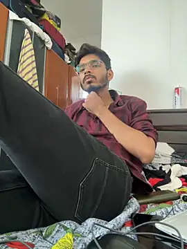 vikranthLong online show from October 10, 2025, 10:47 am