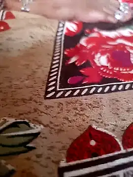 Snapshot of Romantic_couple89 chatting on October 1, 2025, 1:50 pm Romantic couple89 online show from October 1, 2025, 1:50 pm