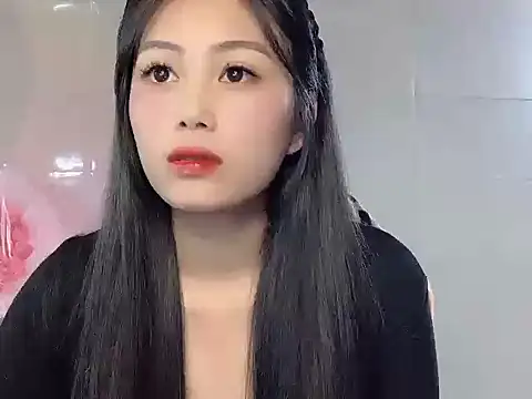 Snapshot of Lyly4757 chatting on November 11, 2025, 4:40 pm Lyly4757 online show from November 11, 2025, 4:40 pm