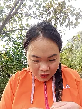 emilyzz online show from January 19, 2026, 2:04 am