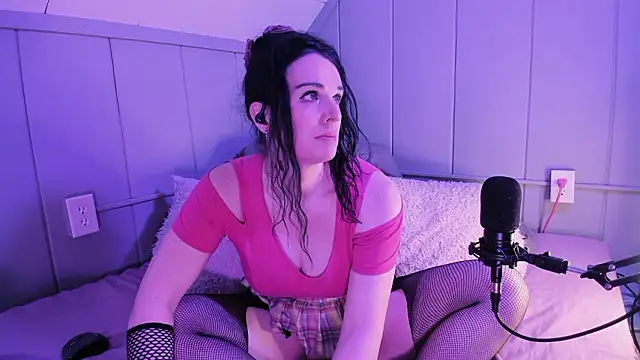 DamaDevotchka online show from February 4, 2026, 2:06 am