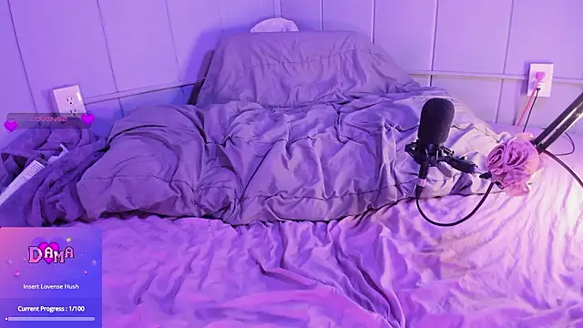 DamaDevotchka online show from February 28, 2026, 11:39 pm