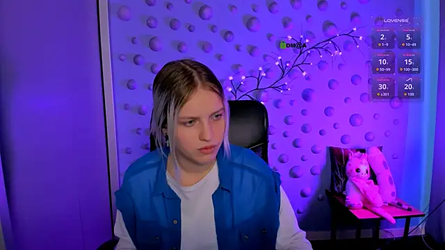 kaela spell  online show from January 10, 2026, 8:43 pm