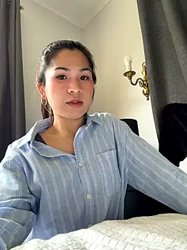 Snapshot of ZoeyJohnson chatting on November 6, 2025, 1:39 am ZoeyJohnson online show from November 6, 2025, 1:39 am