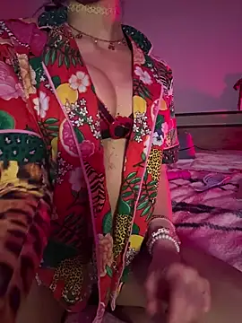 Texxaspearl online show from March 6, 2026, 10:23 am