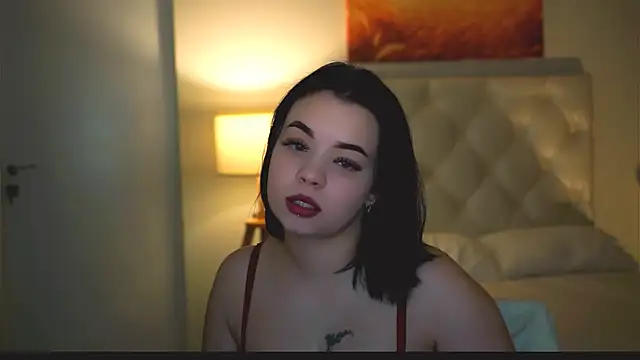 Snapshot of leslierowe_ chatting on September 24, 2025, 4:54 pm leslierowe online show from September 24, 2025, 4:54 pm