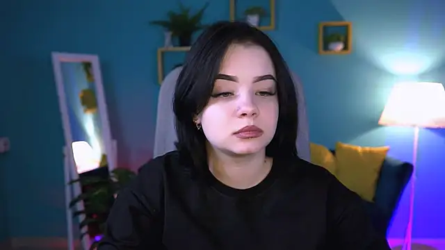 Snapshot of leslierowe_ chatting on October 16, 2025, 4:19 pm leslierowe online show from October 16, 2025, 4:19 pm