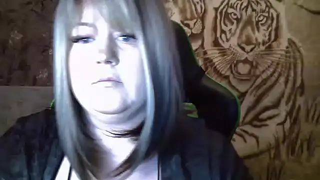 Snapshot of YuliiaSan chatting on October 1, 2025, 2:56 pm YuliiaSan online show from October 1, 2025, 2:56 pm