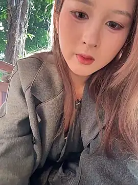 yuki june online show from February 1, 2026, 8:46 am