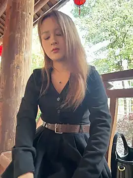 yuki june online show from March 11, 2026, 8:53 am