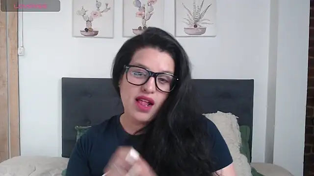 Andrea secret  online show from February 12, 2026, 4:02 pm