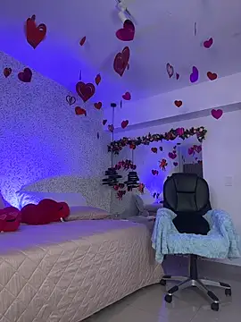 EMILIIA RICHTER   online show from February 10, 2026, 8:02 pm