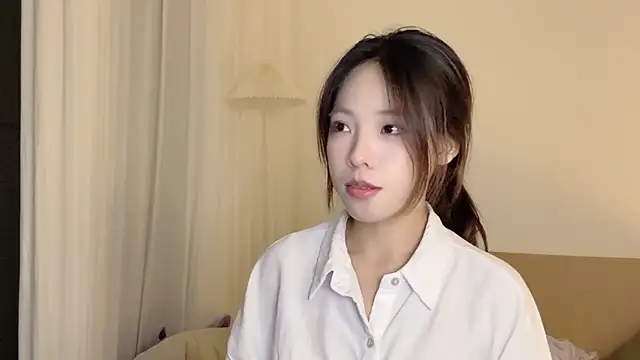 Snapshot of Meng_777 chatting on October 13, 2025, 11:32 am Meng 777 online show from October 13, 2025, 11:32 am