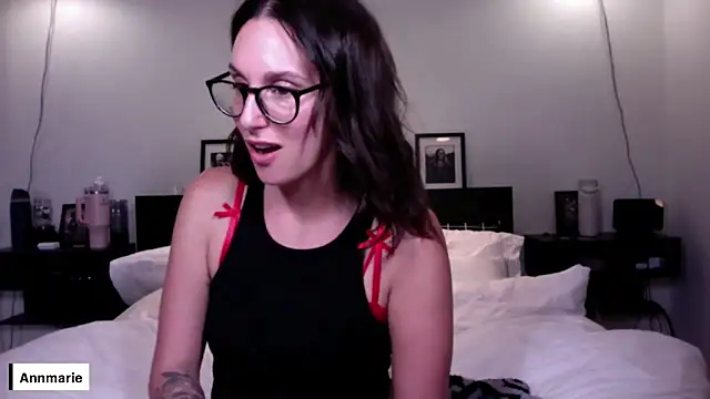 Snapshot of annmarieferrara chatting on February 27, 2026, 4:01 am annmarieferrara online show from February 27, 2026, 4:01 am