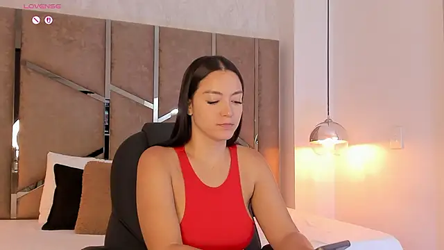 Megan-8 online show from March 5, 2026, 8:27 pm