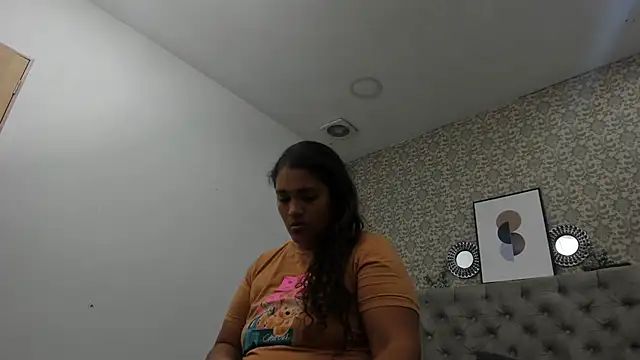 Snapshot of Hanna_Marshall_ chatting on October 28, 2025, 11:25 am Hanna Marshall online show from October 28, 2025, 11:25 am