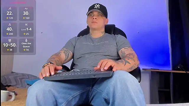 Snapshot of denis_munera chatting on October 16, 2025, 9:54 am denis munera online show from October 16, 2025, 9:54 am