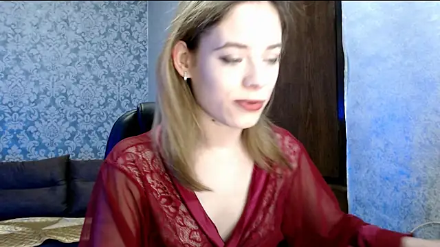 Kate  Loves online show from March 8, 2026, 7:28 pm