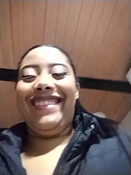 Ebony-Goddess19 online show from January 9, 2026, 1:36 pm