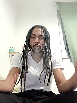 Snapshot of Mikaaa97 chatting on October 28, 2025, 12:03 am Mikaaa97 online show from October 28, 2025, 12:03 am