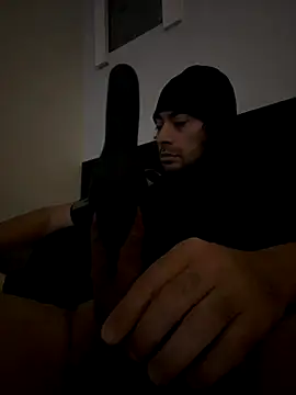 fifthbase007 online show from November 19, 2025, 5:40 am