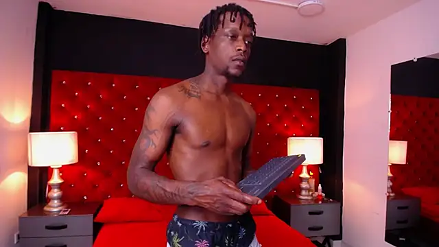 SkylerBigxxx online show from October 29, 2025, 7:15 pm