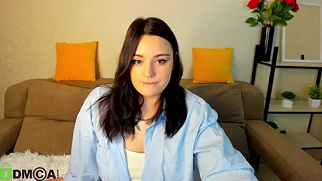 Mia R0ss online show from October 3, 2025, 1:13 am