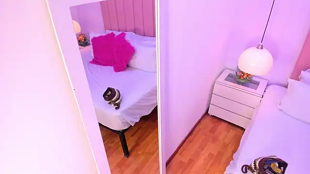 Amy Ferreira online show from September 28, 2025, 3:23 am