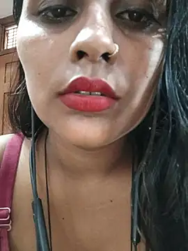 Jasmine Januja online show from July 2, 2026, 1:16 am