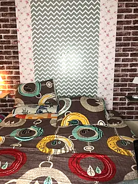 Snapshot of KaMila_M00N chatting on October 1, 2025, 1:17 pm KaMila M00N online show from October 1, 2025, 1:17 pm