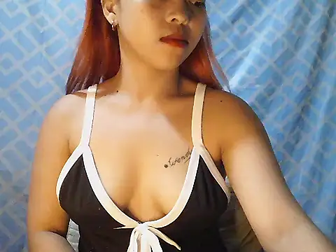 AsianKelly69 online show from April 12, 2026, 9:42 pm