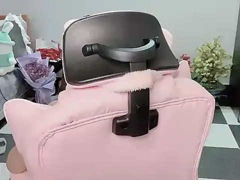 Snapshot of _Payna_ chatting on October 1, 2025, 9:26 am Payna online show from October 1, 2025, 9:26 am