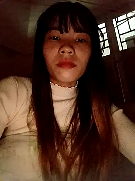 Snapshot of linhkem-cute chatting on November 3, 2025, 3:19 am linhkem-cute online show from November 3, 2025, 3:19 am