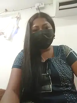 Snapshot of TAMIL_AMMUKUTTYY chatting on November 24, 2025, 8:14 am TAMIL AMMUKUTTYY online show from November 24, 2025, 8:14 am