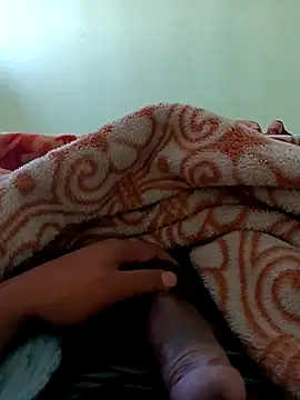 Snapshot of romero115 chatting on October 30, 2025, 7:32 am romero115 online show from October 30, 2025, 7:32 am