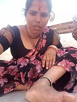 Hott locky online show from October 4, 2025, 11:30 am