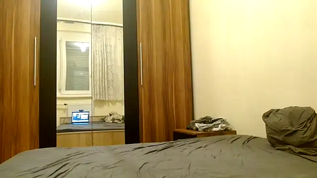 Snapshot of Squirtybaby0229 chatting on November 19, 2025, 5:13 pm Squirtybaby0229 online show from November 19, 2025, 5:13 pm