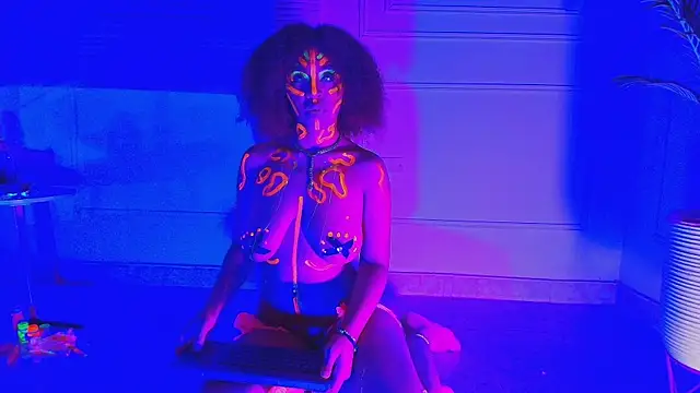 Snapshot of alessia_moon1 chatting on September 29, 2025, 12:32 pm alessia moon1 online show from September 29, 2025, 12:32 pm