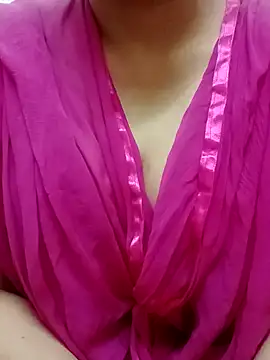 Snapshot of Feel_the_Fun chatting on September 20, 2025, 9:49 pm Feel the Fun online show from September 20, 2025, 9:49 pm