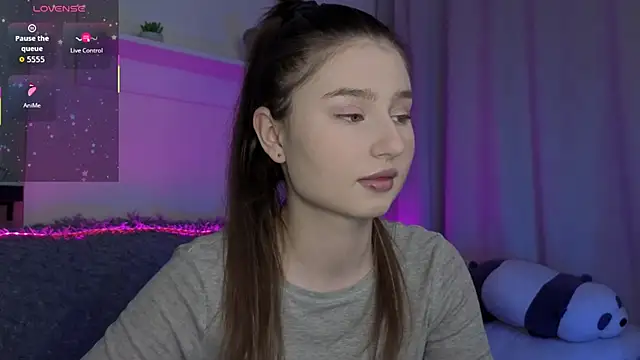  Lua   online show from February 20, 2026, 11:27 pm