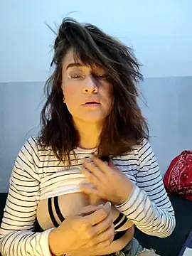 Snapshot of valery506 chatting on October 26, 2025, 7:09 pm valery506 online show from October 26, 2025, 7:09 pm