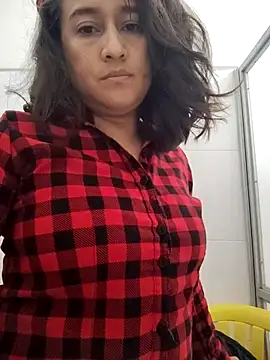 Snapshot of valery506 chatting on November 23, 2025, 4:29 pm valery506 online show from November 23, 2025, 4:29 pm