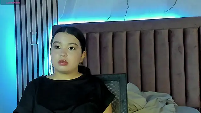 Snapshot of LunaWiill_ chatting on September 22, 2025, 12:18 pm LunaWiill online show from September 22, 2025, 12:18 pm