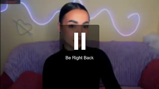 Snapshot of Mia_cutie77 chatting on November 2, 2025, 10:06 am Mia cutie77 online show from November 2, 2025, 10:06 am